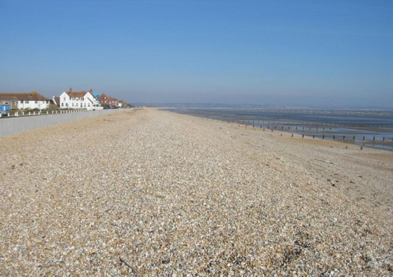 Beautiful Spacious Holiday Home - Romney Sands New Romney Buitenkant foto
