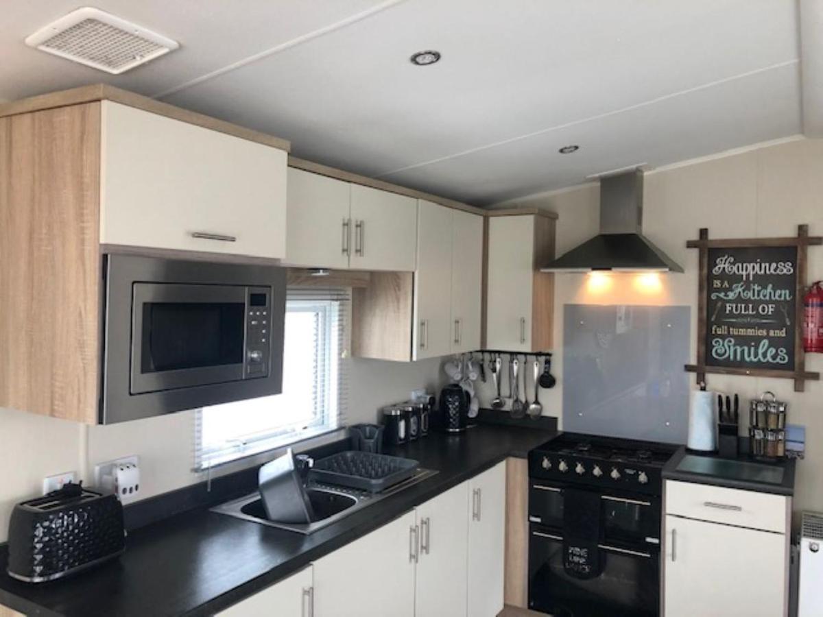 Beautiful Spacious Holiday Home - Romney Sands New Romney Buitenkant foto