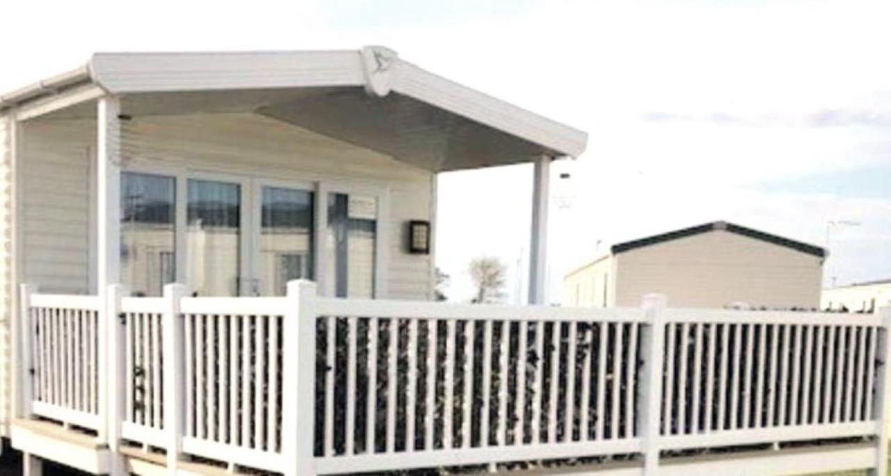 Beautiful Spacious Holiday Home - Romney Sands New Romney Buitenkant foto