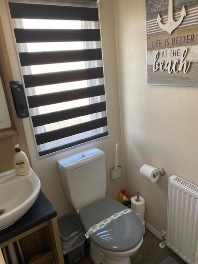 Beautiful Spacious Holiday Home - Romney Sands New Romney Buitenkant foto